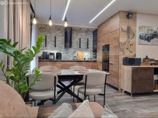 2-комн., 73 м², 2/5 этаж