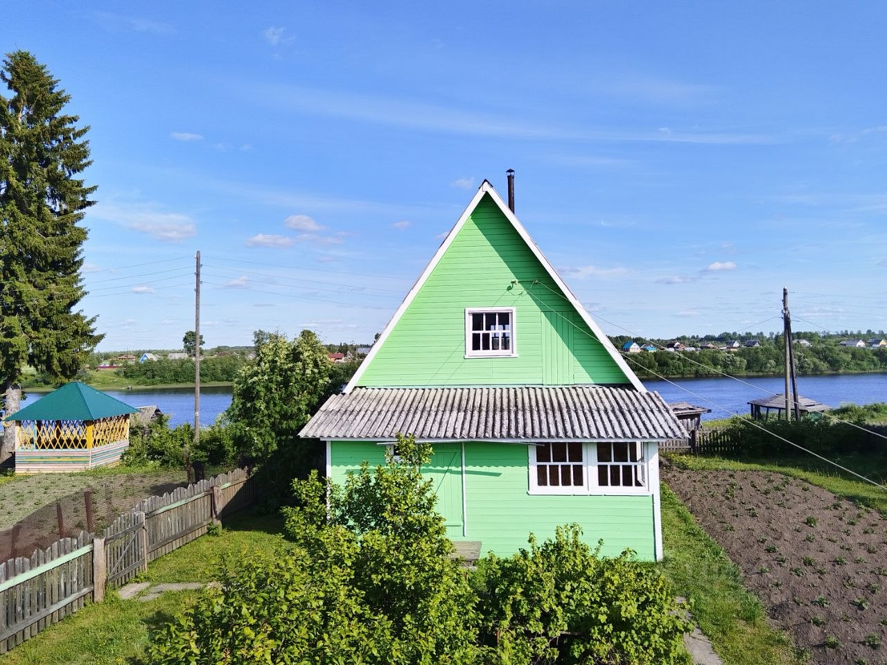 Купить дом в Мирном — 7 объявлений о продаже загородных домов на МирКвартир  с ценами и фото