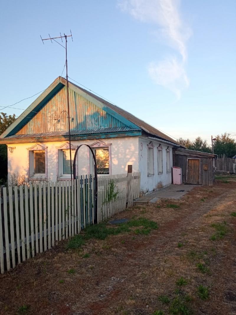 Купить дом в селе Александровка в Большеглушицком районе в Самарской области  — 11 объявлений о продаже загородных домов на МирКвартир с ценами и фото