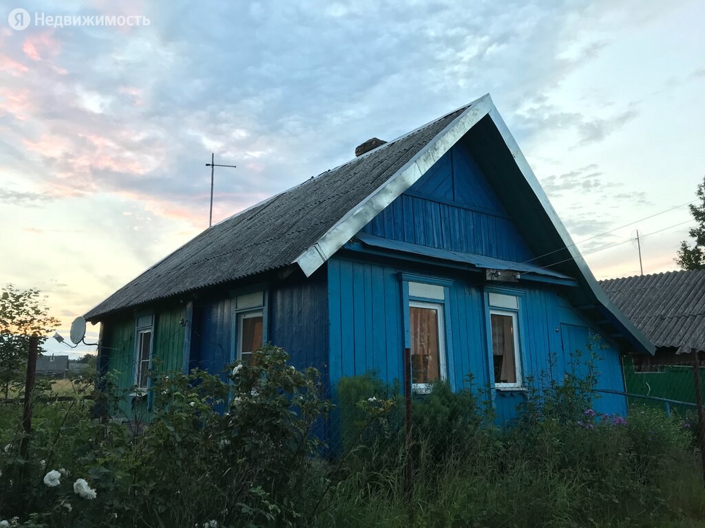 Купить дом до 1 млн рублей в деревне Усть-Долыссы в Невельском районе в  Псковской области — 9 объявлений о продаже загородных домов на МирКвартир с  ценами и фото