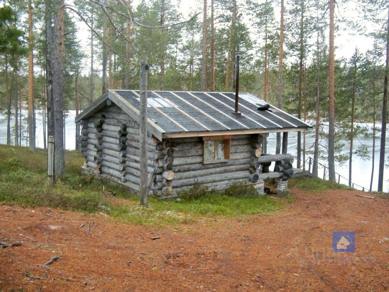 Купить дом на улице Сержанта Гридина в поселке городского типа Пяозерский в  Лоухском районе — 11 объявлений о продаже загородных домов на МирКвартир с  ценами и фото