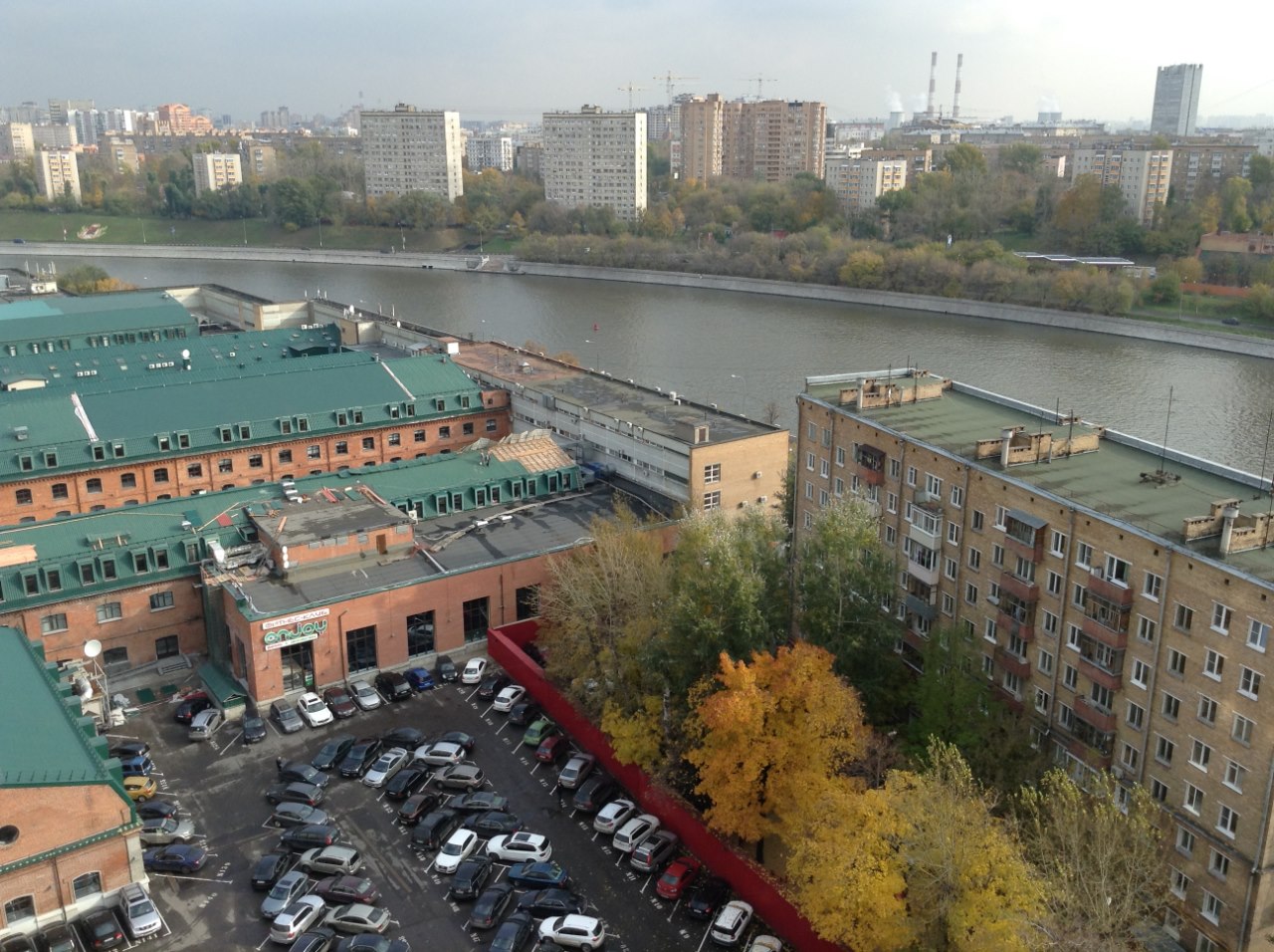 В Кожевниках старые промышленные здания превратили в деловой квартал Новоспасский. Фото: Мир Квартир