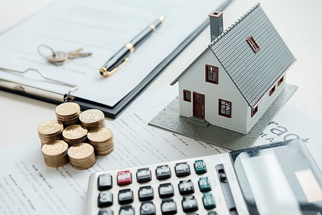 Оформляя ипотеку, заемщики могут заключать несколько страховых договоров. Фото: kg-rostov.ru