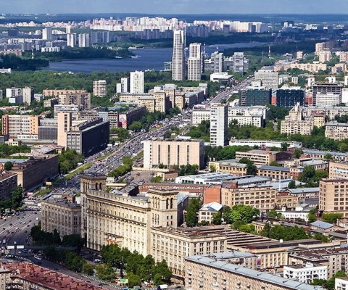 Площадь жилплощади. Вторичный рынок Москвы. Площадь среднего города. Вторичное жилье. Вторичка в Москве.